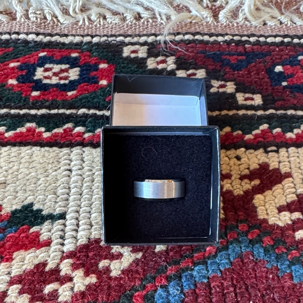 Men’s Tungsten Carbide 8mm size 8.5 Band Silver Grey color with satin finish